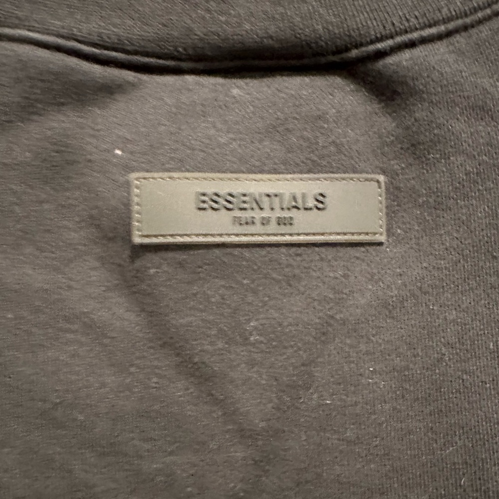 Essentials Fear of God (FOG) Black Crewneck Unisez Sz M